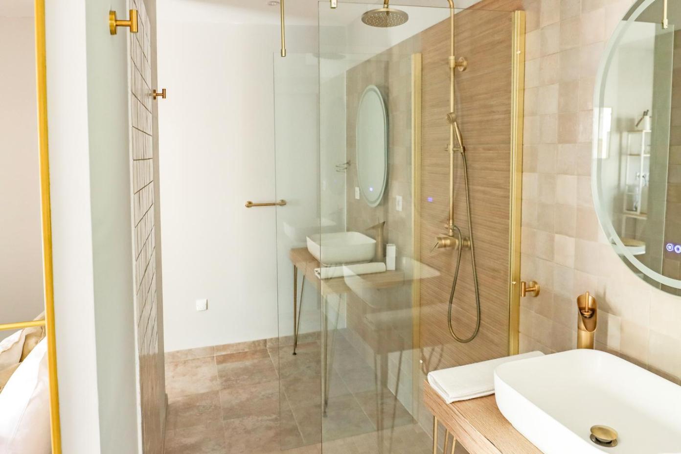 Les Gites De Laure - L'Eden Romantique, Chambres Hotes, Spa Prive, Couloir De Nage, Adults Only Malves-en-Minervois Extérieur photo