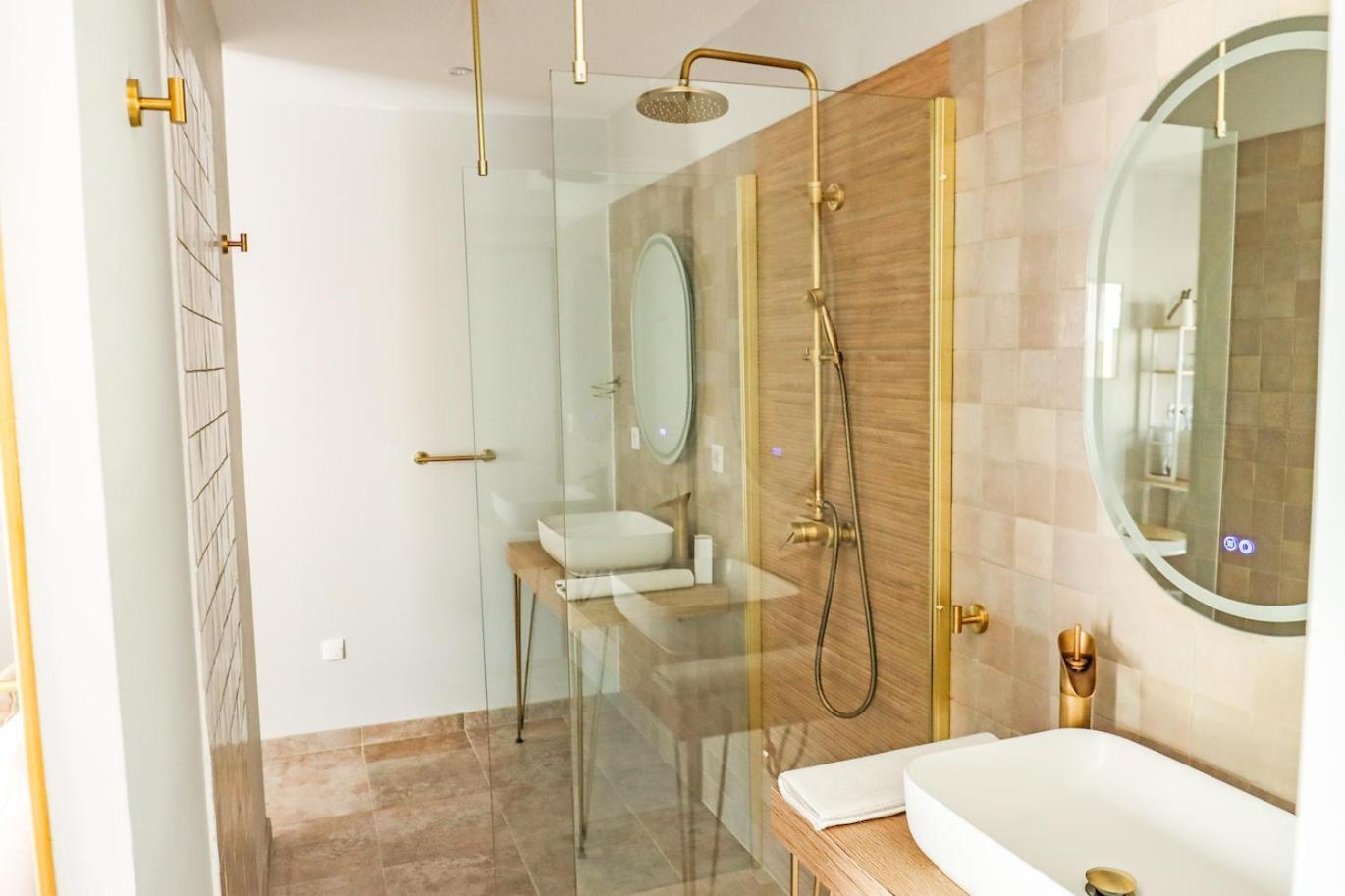 Les Gites De Laure - L'Eden Romantique, Chambres Hotes, Spa Prive, Couloir De Nage, Adults Only Malves-en-Minervois Extérieur photo